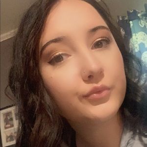 Meet your Posher, Kaytlin